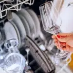 نحوه نگهداری و رفع کدری ظروف بلوری