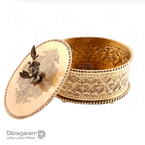 بررسی شکلات خوری برنجی در دار ریما کد R-98722