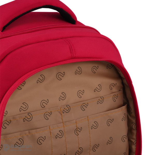 داخل کوله پشتی متوسط پیر کاردین