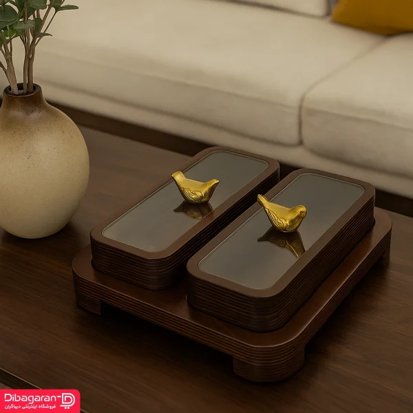 اردو خوری دسته گنجشکی روی میز اردو خوری دسته گنجشکی