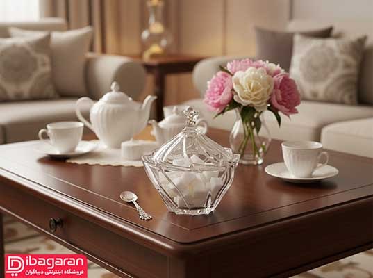 قندان الینور کادو روی میز پذیرایی