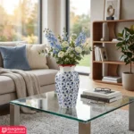 گلدان خمره ای شکوفه آبی با لبه قرمز